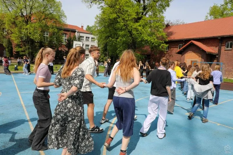 Czy belgijka to polski taniec — poznaj jej belgijskie korzenie