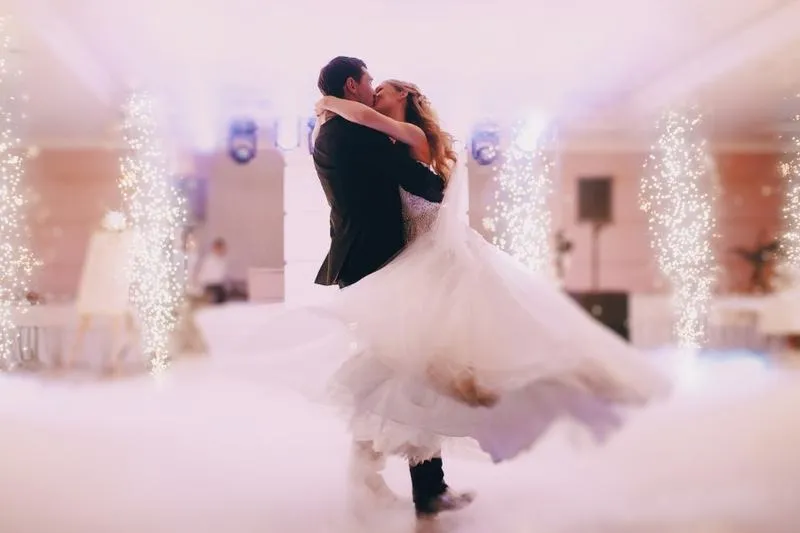 Kiedy pierwszy taniec? Znajdź idealny moment na niezapomniane chwile