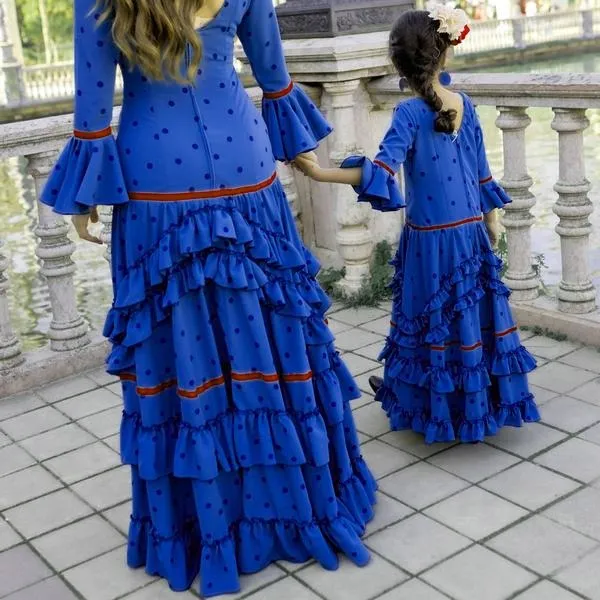 Magia hiszpańskiego ubioru w tańcu Flamenco