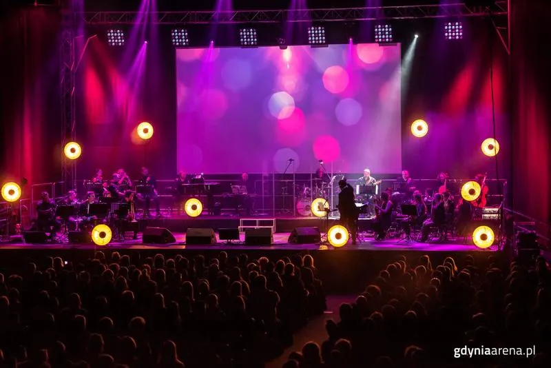 Najlepsze kabarety w Gdyni – sprawdź wydarzenia, bilety i recenzje, które zachwycą każdego fana humoru