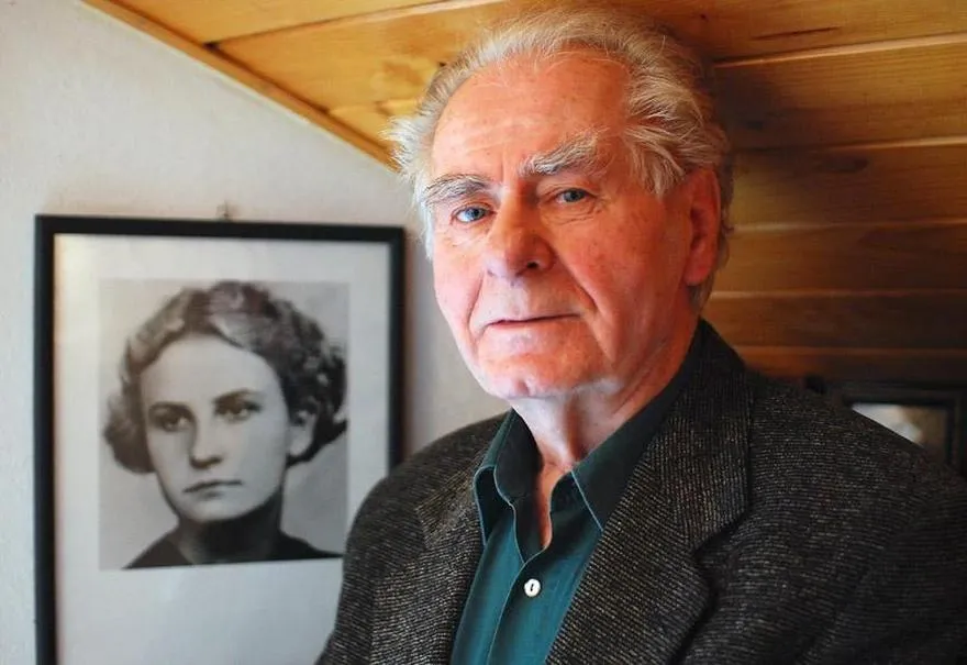 Odkrywając emocje i przesłanie w książce "Historia pszczół" - recenzja, która zachwyca