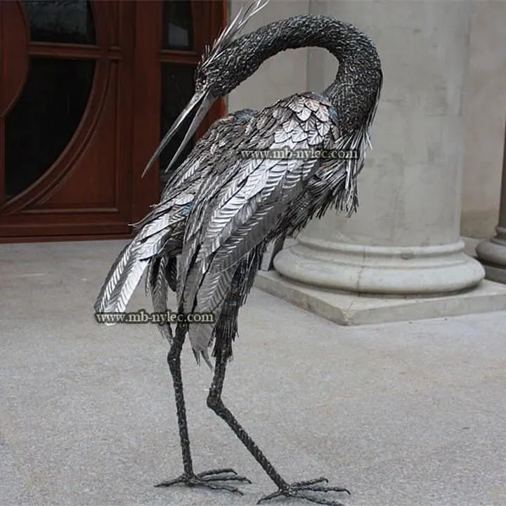 Rzeźby ze stali: odkryj świat niezwykłych dzieł sztuki, które inspirują i zachwycają