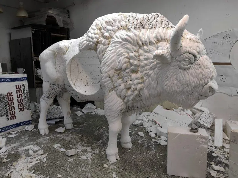 Rzeźby ze styropianu jako oryginalny element dekoracyjny na Twoich eventach