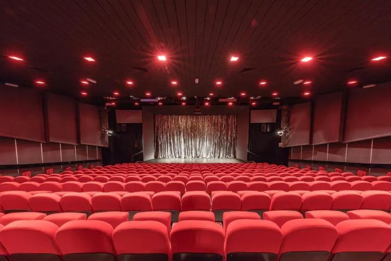 Dress code Teatr Capitol