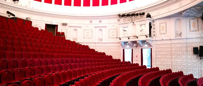 Emocje w teatrze