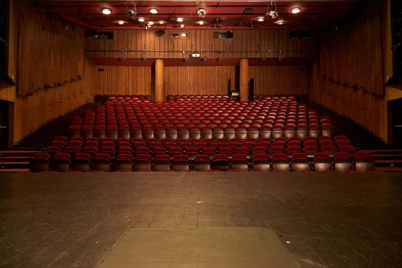 Historia i tradycja teatru