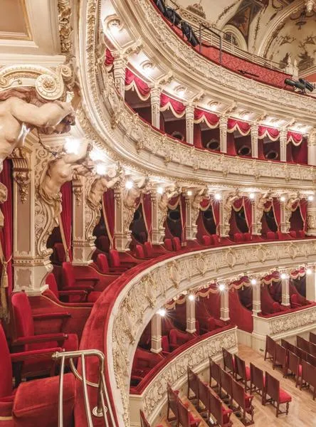 Recenzje teatralne