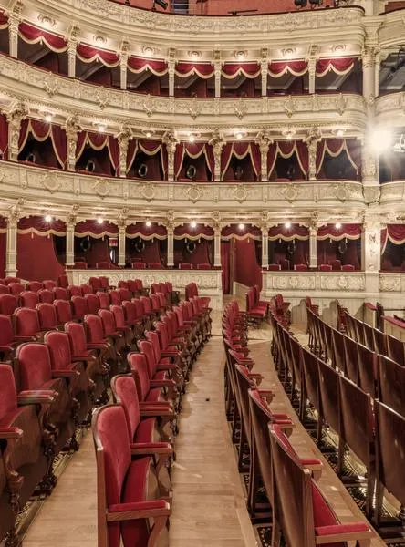 Stylizacje do teatru