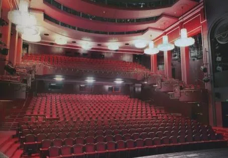 Założyciele teatru